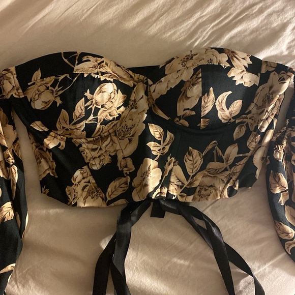 Corset top - Picture 3 of 5